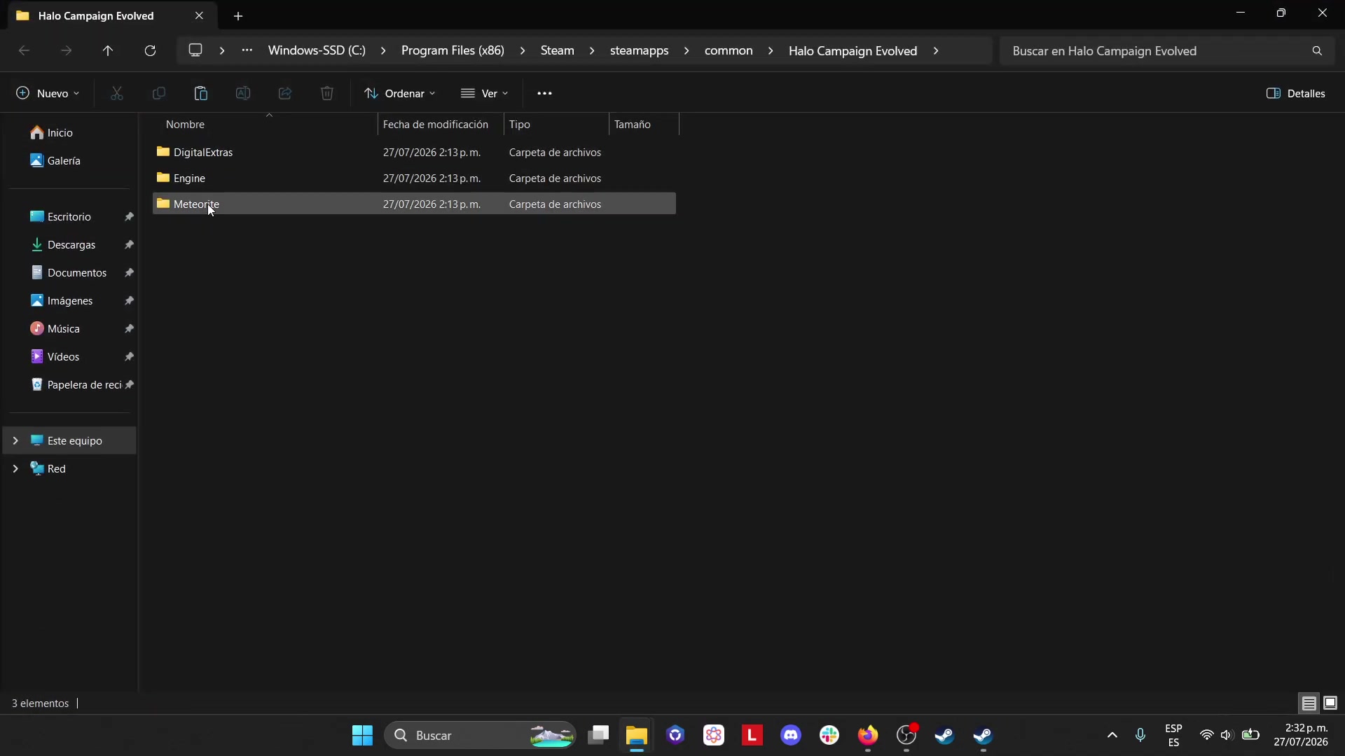 Steam Local Files opens the installed game's folder in File Explorer.